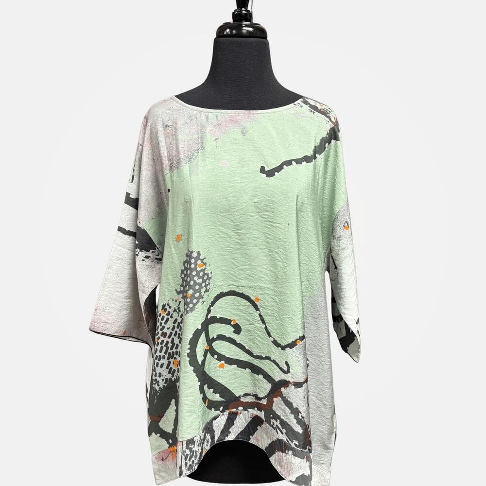 NEW 3 POTATO women's abstract octopus tunic in white, mint